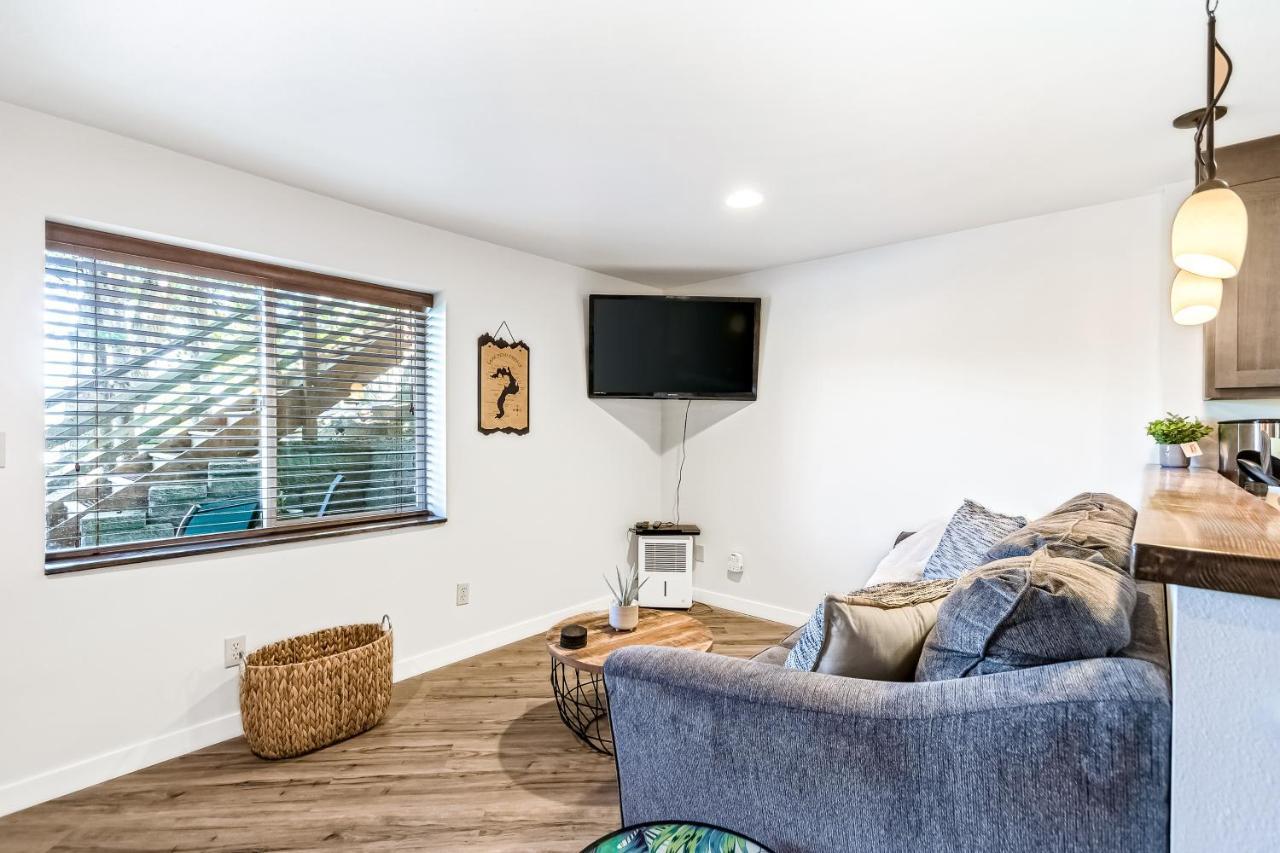 Driftwood Waterfront Gem Apartamento Sandpoint Exterior foto