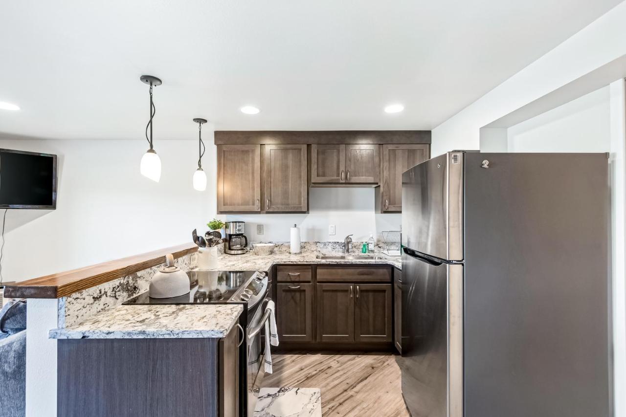 Driftwood Waterfront Gem Apartamento Sandpoint Exterior foto