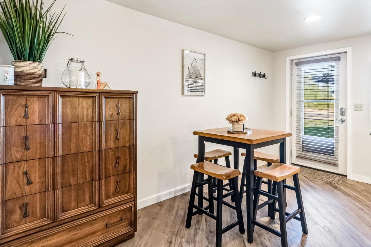 Driftwood Waterfront Gem Apartamento Sandpoint Exterior foto